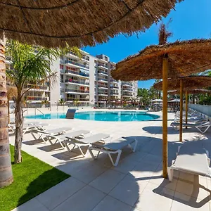 rentalmar-salou-playa-family-suites-43840.catalonia-hotels.com/